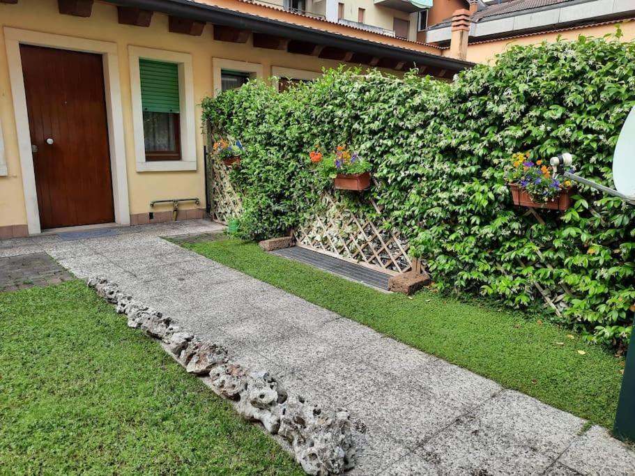 Ferienwohnung La Casa Di Davide Con Giardino E Garage Verona Exterior foto